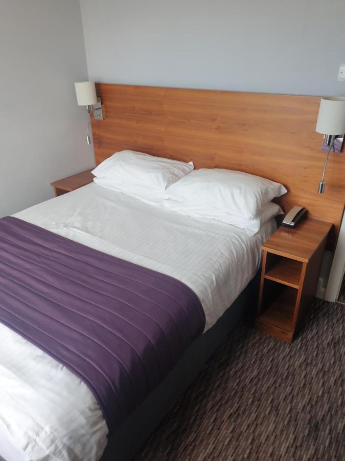 St George Hotel Rochester-Chatham Chatham  Eksteriør billede